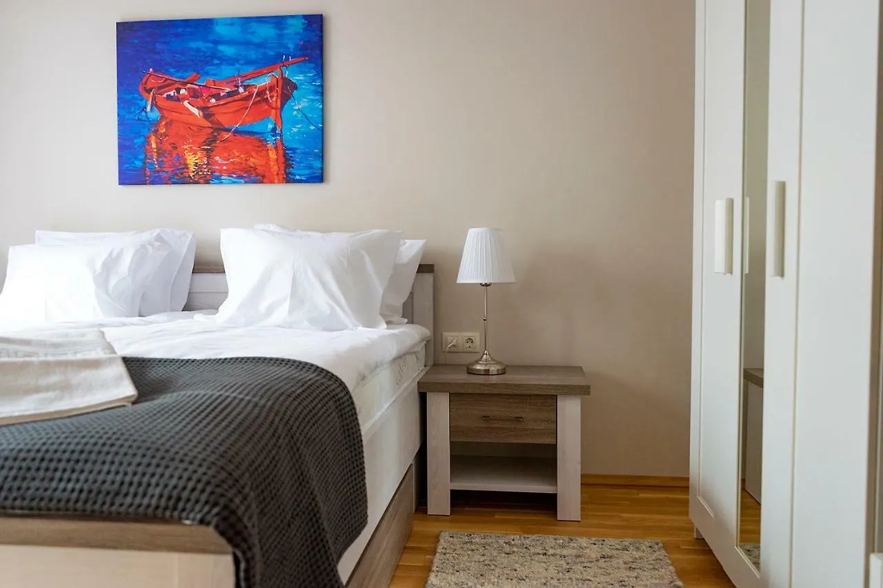 Studio 3 Apartman Várna
